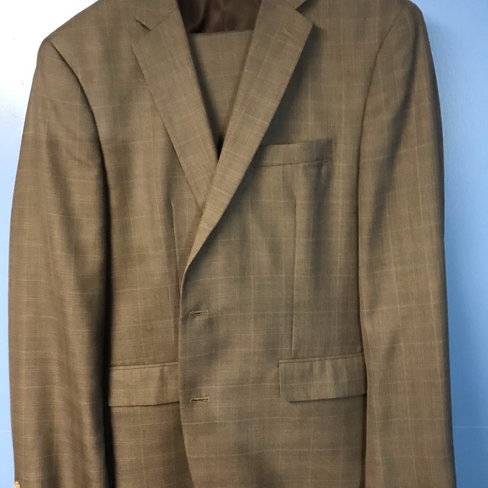 Suit